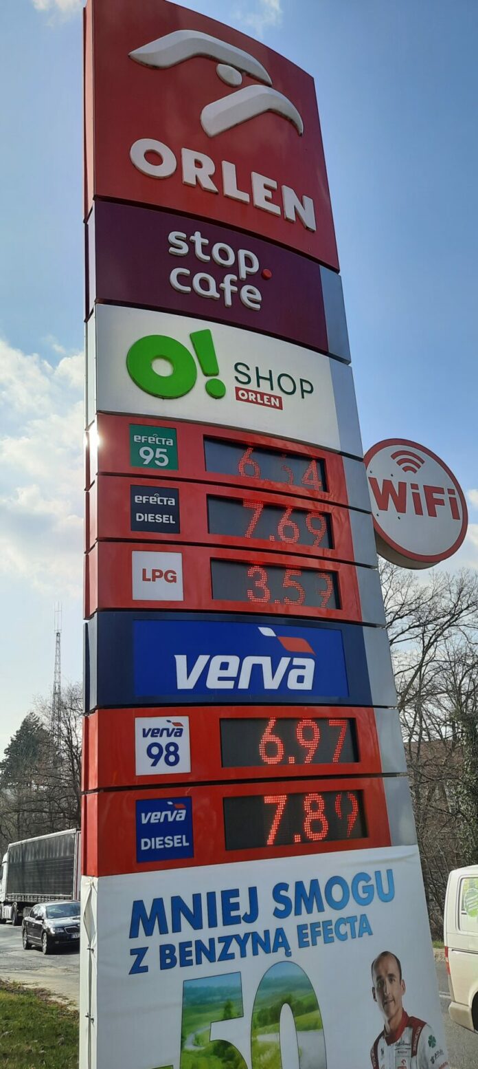 Ceny paliw na stacji w Krośnie Odrzańskim.